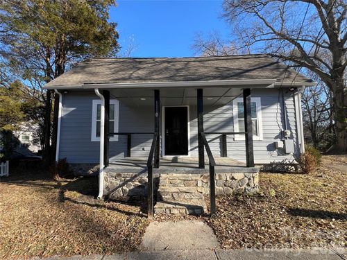 1110 W 7th Ave, Gastonia, NC, 28052-3931 | Card Image