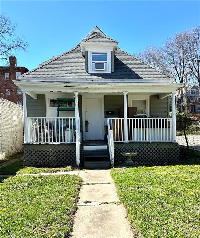 Troost Ave, Kansas City, MO 64110