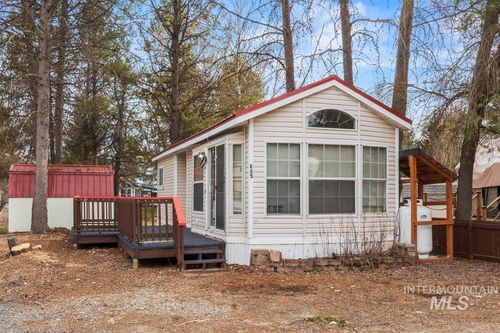 25 E St, Cascade, ID, 83611 | Card Image