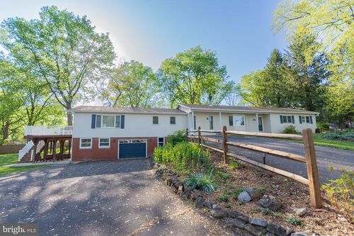 98A &amp; 98B Woodcock Avenue, SHEPHERDSTOWN, WV, 25443 | Card Image