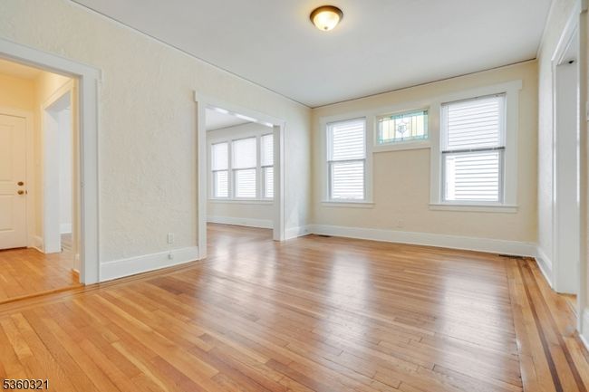 27 Field Rd, Home with 5 bedrooms, 2 bathrooms and null parking in Maplewood NJ | Image 7