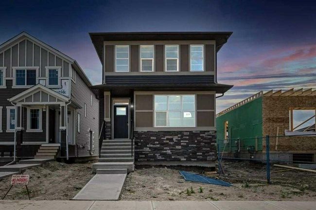 113 Midtown Close Sw, Home with 4 bedrooms, 3 bathrooms and 2 parking in Airdrie AB | Image 1