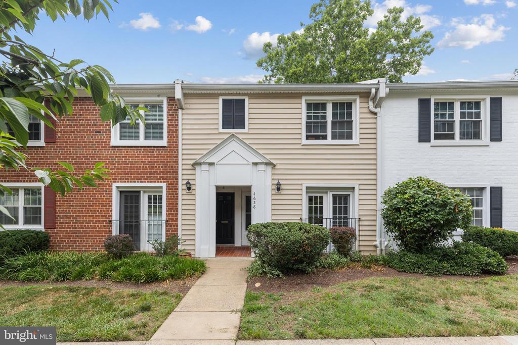 Residential in ARLINGTON 3