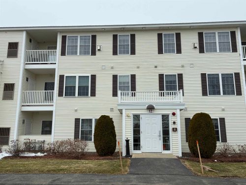 unit-34-12 Vista Ridge Dr, Londonderry, NH, 03053-2461 | Card Image