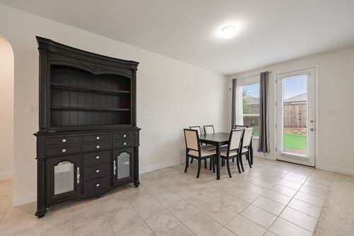 2520 Walker Ave, Aubrey, TX, 76227-3327 | Card Image