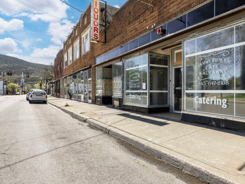 117-115 Canal St, Ellenville, NY, 12428-1403 | Card Image