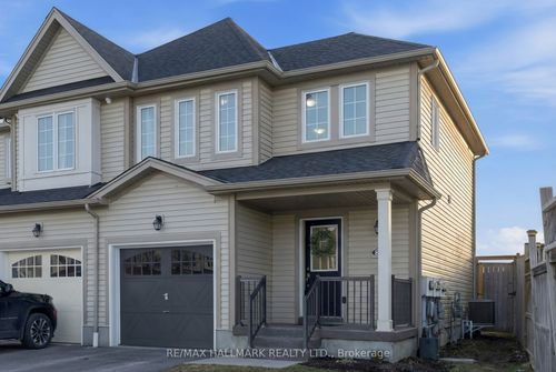 30 Trowbridge St, Breslau, ON, N0B1M0 | Card Image