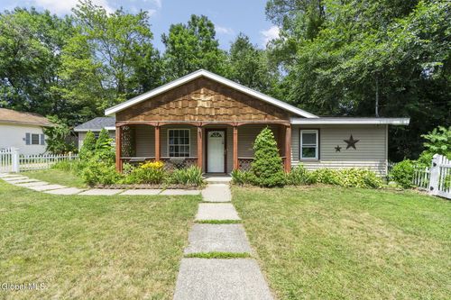 31 Hidley Ave, Wynantskill, NY, 12198-7974 | Card Image