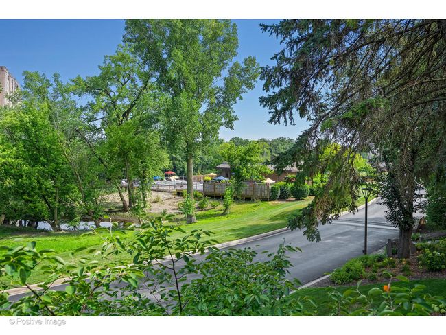 509 Burr Oak Pl, Home with 2 bedrooms, 4 bathrooms and null parking in Hinsdale IL | Image 12