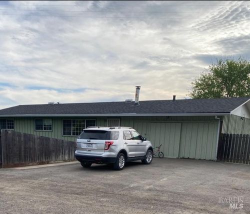 921 Valley Drive, Cloverdale, CA, 95425 | Card Image