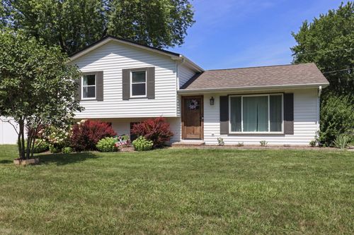 906 114th St, Pleasant Prairie, WI, 53158-5239 | Card Image