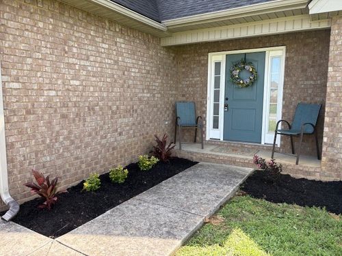 2435 Auldridge Dr, Christiana, TN, 37037-6661 | Card Image