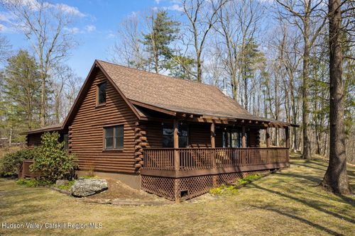 380 Easy St, Catskill, NY, 12414-5941 | Card Image