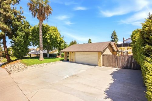 6544 Rycroft Dr, Riverside, CA, 92506-5313 | Card Image