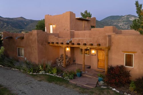 9 Desiderio Rd, Arroyo Seco, NM, 87514-5017 | Card Image