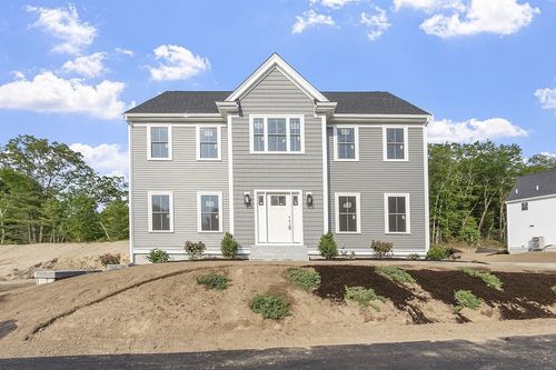 22 Waites Crossing, Norfolk, MA, 02056 | Card Image