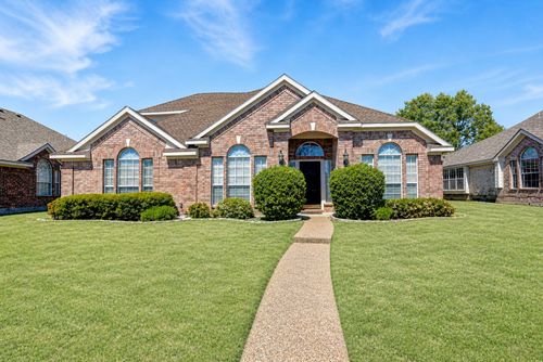 10114 Cecile Dr, Frisco, TX, 75035-8182 | Card Image