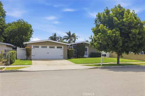 2128 College Ave, Costa Mesa, CA, 92627-6030 | Card Image