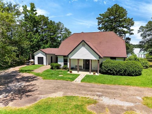68 Bucaneer Cir, Carriere, MS, 39426-7381 | Card Image