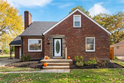 3410 Beverly Avenue Ne, House other with 4 bedrooms, 2 bathrooms and null parking in Canton OH | Image 1