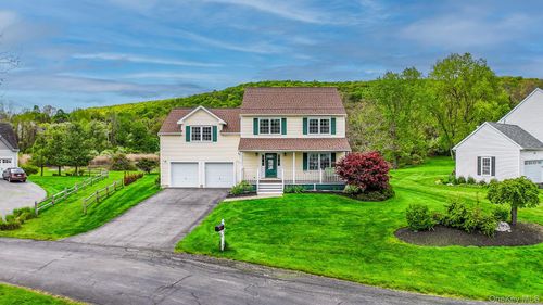 37 W Deer Trl, Pawling, NY, 12564-2169 | Card Image