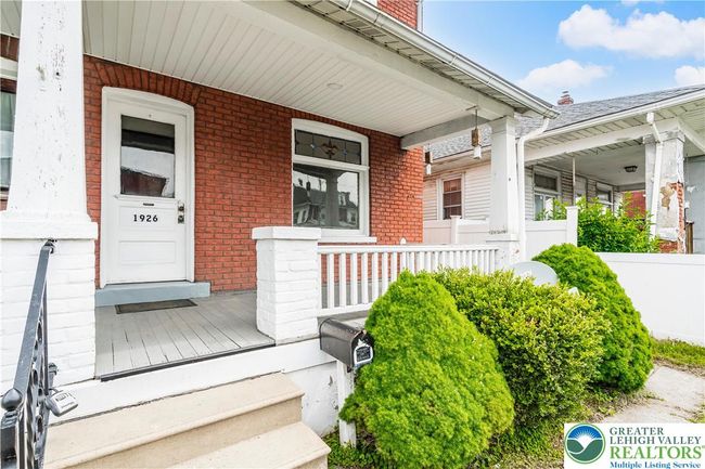 1926 W Broad St, Townhouse with 4 bedrooms, 1 bathrooms and null parking in BETHLEHEM PA | Image 7