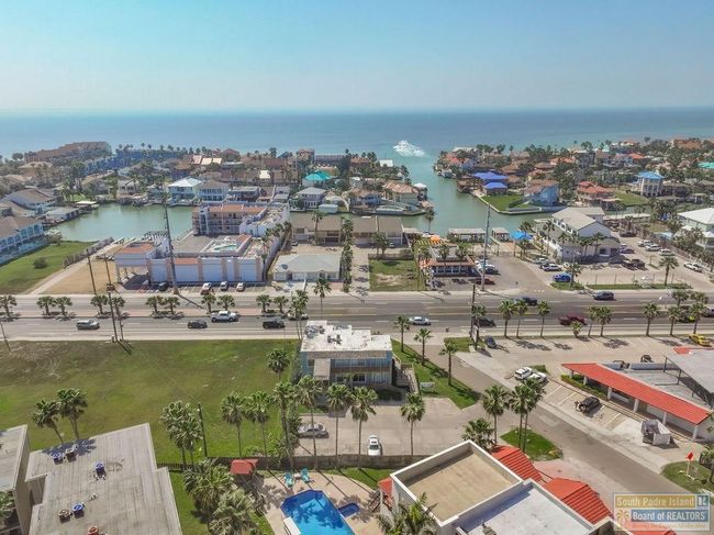 5712 Padre Blvd., Home with 6 bedrooms, 6 bathrooms and null parking in South Padre Island TX | Image 69