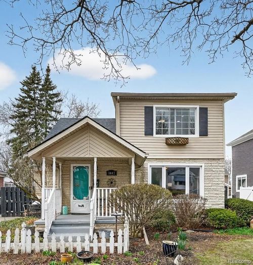 3047 Cumberland Rd, Berkley, MI, 48072-1664 | Card Image