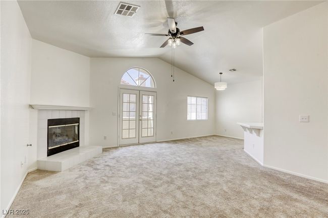 UNIT-232 - 8301 Boseck Dr, Condo with 2 bedrooms, 2 bathrooms and null parking in Las Vegas NV | Image 6