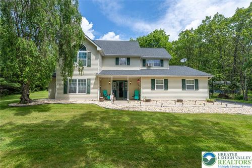 2175 Village Rd, Effort, PA, 18330-7750 | Card Image