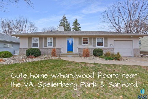 2700 W Wood Dr Drive, Sioux Falls, SD, 57105 | Card Image