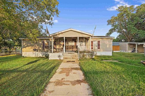 29928 Cypress St, Livingston, LA, 70754-6330 | Card Image