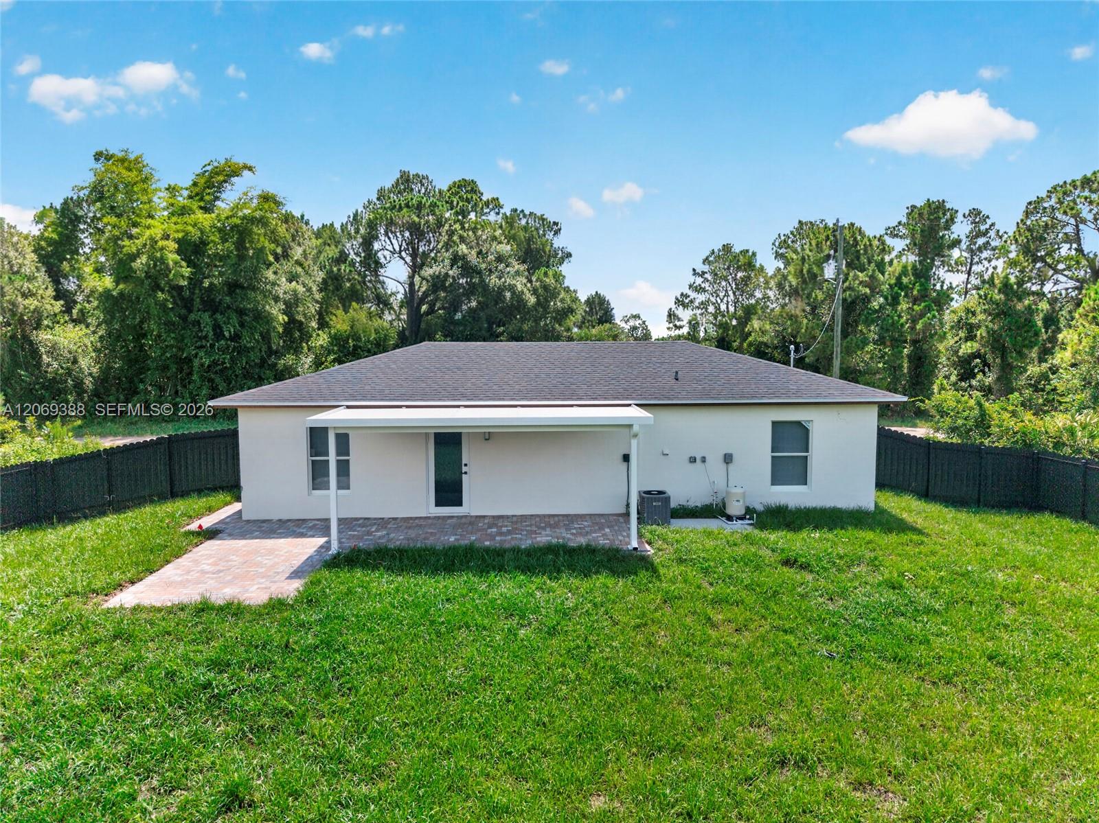Residential in Lehigh Acres 5