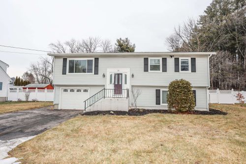 16 Bullard Dr, Hooksett, NH, 03106-1649 | Card Image