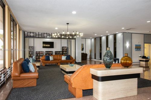 408-137 Golden Isles Dr, Hallandale Beach, FL, 33009-5809 | Card Image