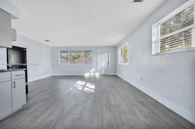 8180 Nw 13 Th Ave, House other with 2 bedrooms, 1 bathrooms and null parking in Miami FL | Image 14