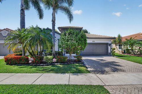 7916 Lando Ave, Boynton Beach, FL, 33437-6359 | Card Image