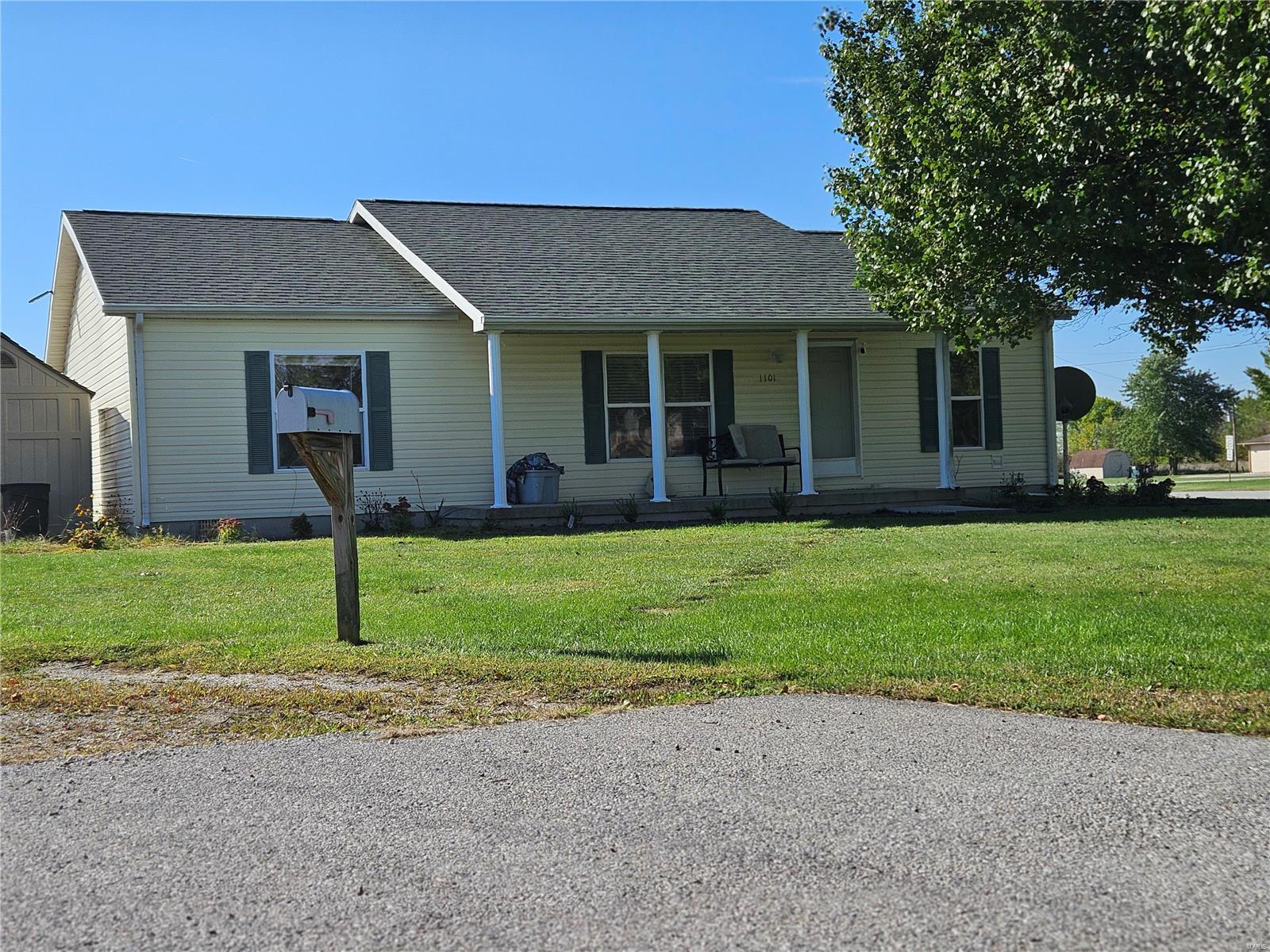 Lake Park Dr, Monroe City, MO 63456