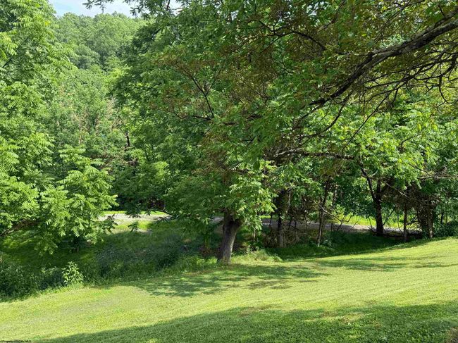 1115 Limestone Rd, House other with 2 bedrooms, 1 bathrooms and null parking in Clarksburg WV | Image 33