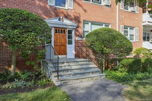 apt-12a-121 N Broadway, White Plains, NY, 10603-3684 | Card Image