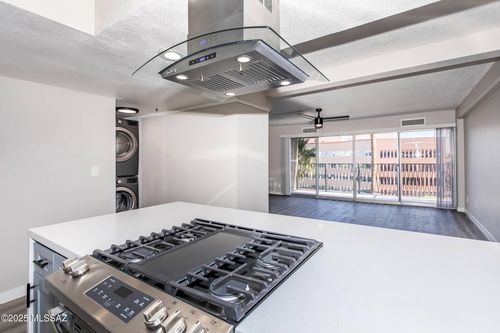 425 W Paseo Redondo 5j, Tucson, AZ, 85701 | Card Image