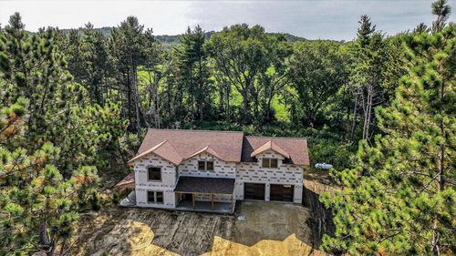 W15971 Cedar Rd, TAYLOR, WI, 54659-8217 | Card Image