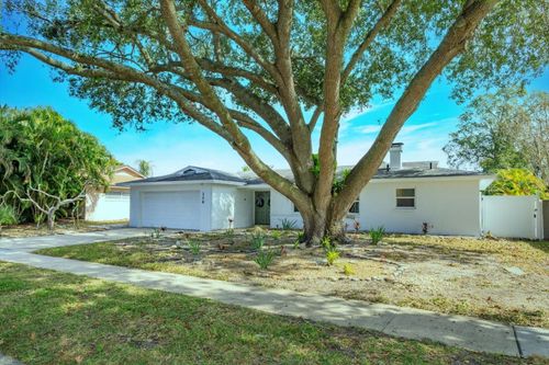 326 Fitzhugh Road, Winter Park, FL, 32792 | Card Image