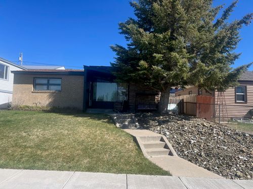1203 Veterans Ave, Rawlins, WY, 82301-4652 | Card Image