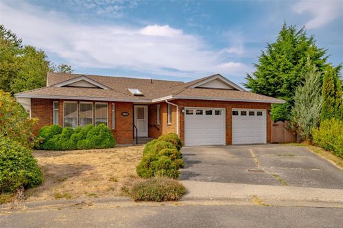 5902 Beacon Pl, Nanaimo, BC, V9V1J6 | Card Image
