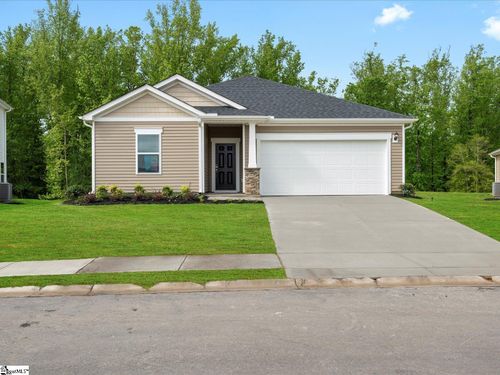 207 Merriweather Way, Spartanburg, SC, 29306-7204 | Card Image