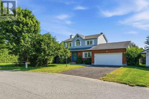 19 Amy St, Stittsville, ON, K2S1L7 | Card Image