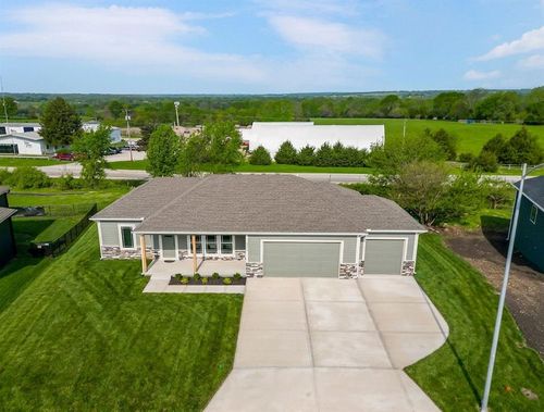 29346 Palmer Dr, Paola, KS, 66071-5714 | Card Image