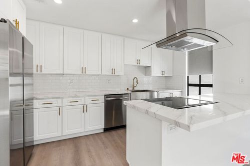 102-9191 Charleville Blvd, Beverly Hills, CA, 90212-3541 | Card Image