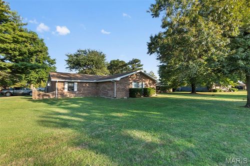 630 Euclid Dr, Sikeston, MO, 63801-4646 | Card Image